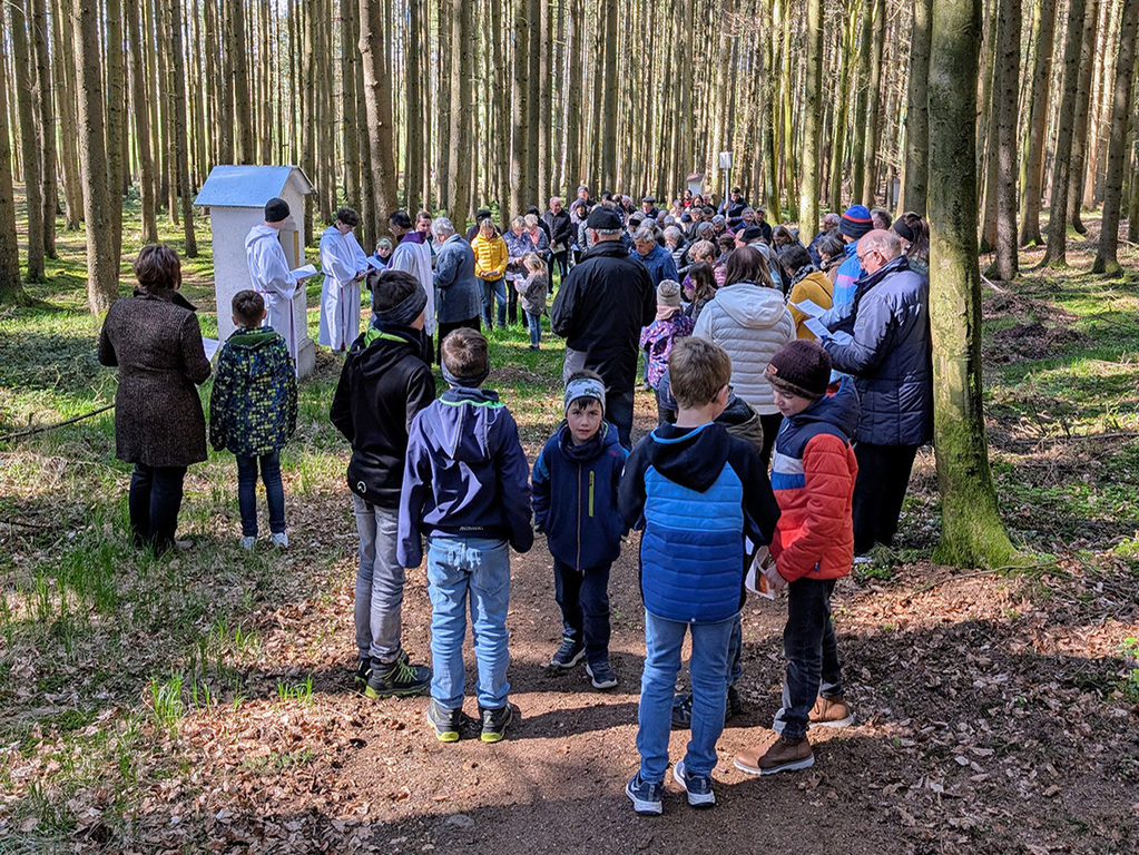 kreuzweg strauppenhof 03 2026