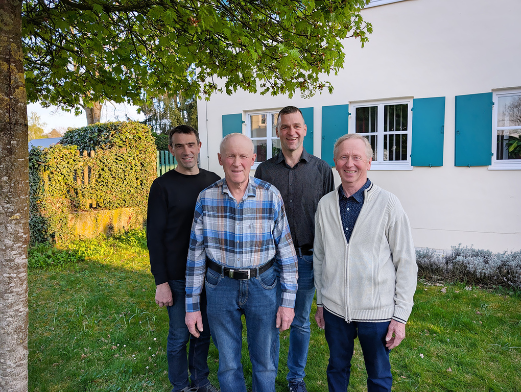 Gruppenfoto der Kirchenverwaltung Bayerdilling